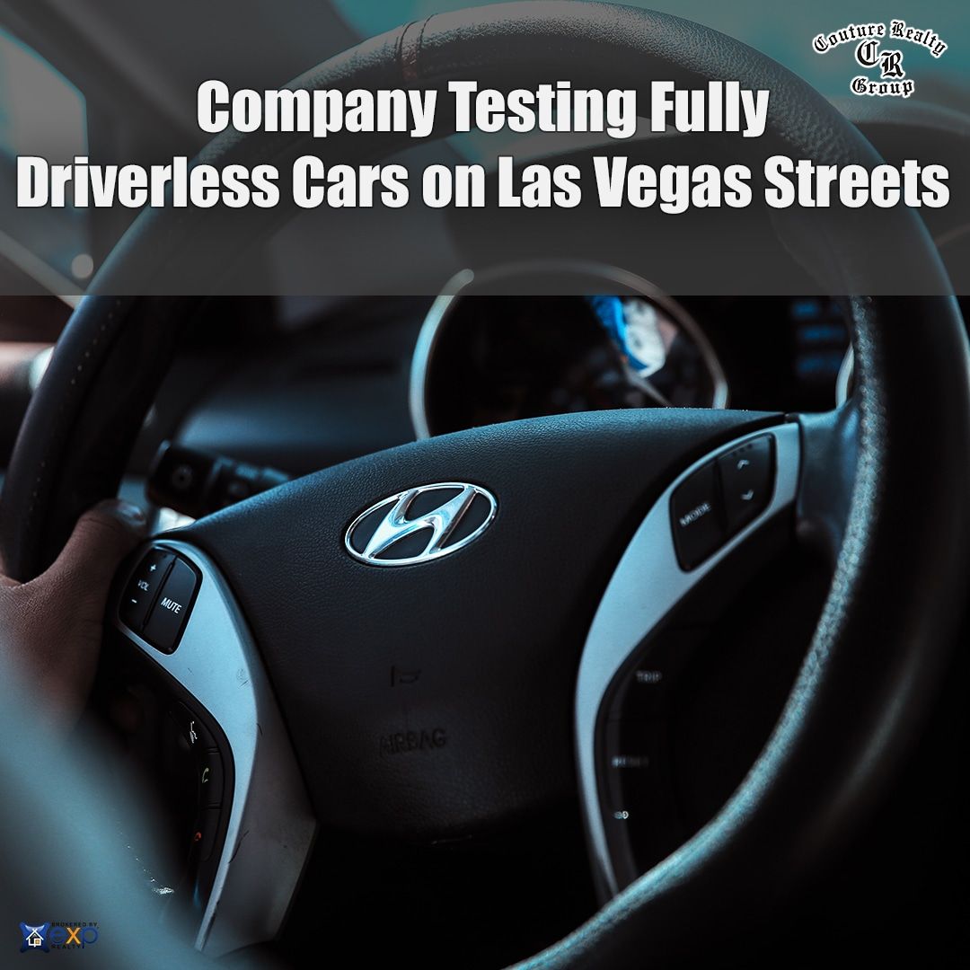 Driverless Car in Las Vegas.jpg